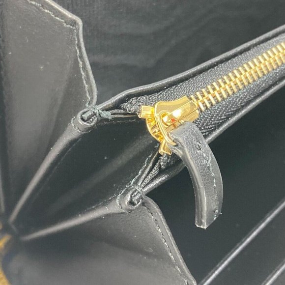 GUCCI GG Matelasse Zip Around Long Wallet - Picture 2 of 16